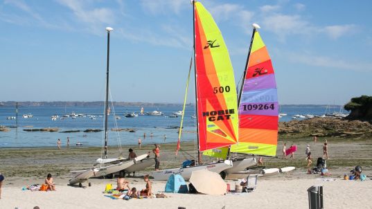 Catamaran Bretagne - hotel finistere